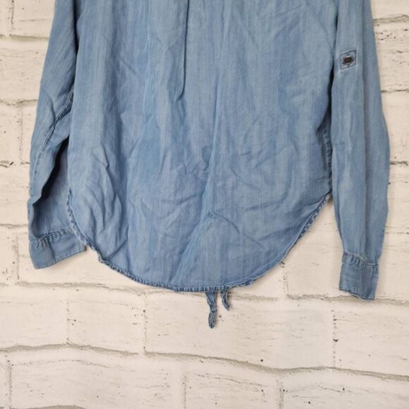 Beachlunchlounge Collection Women's Blue Chambray Front Tie Button-Up Shirt Medi - Picture 8 of 12